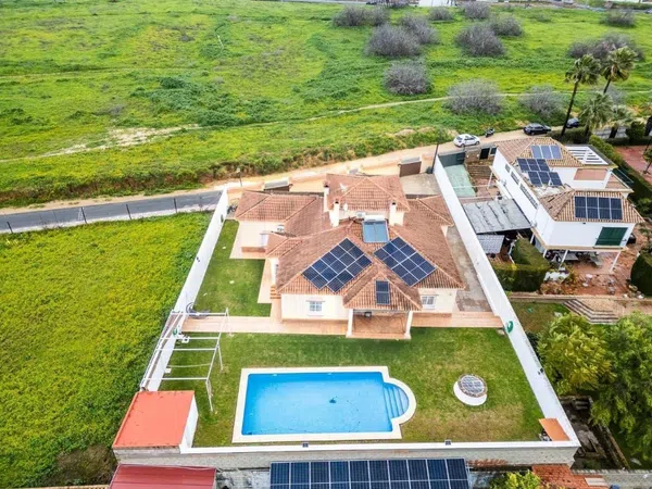 Casa o chalet independiente en Calle Ruiz Gijón, 49, Las Almenas, Las Almenas - Foto 1