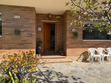 Chalet en  Avinguda Sardana l'Empordà 21 - Foto 1