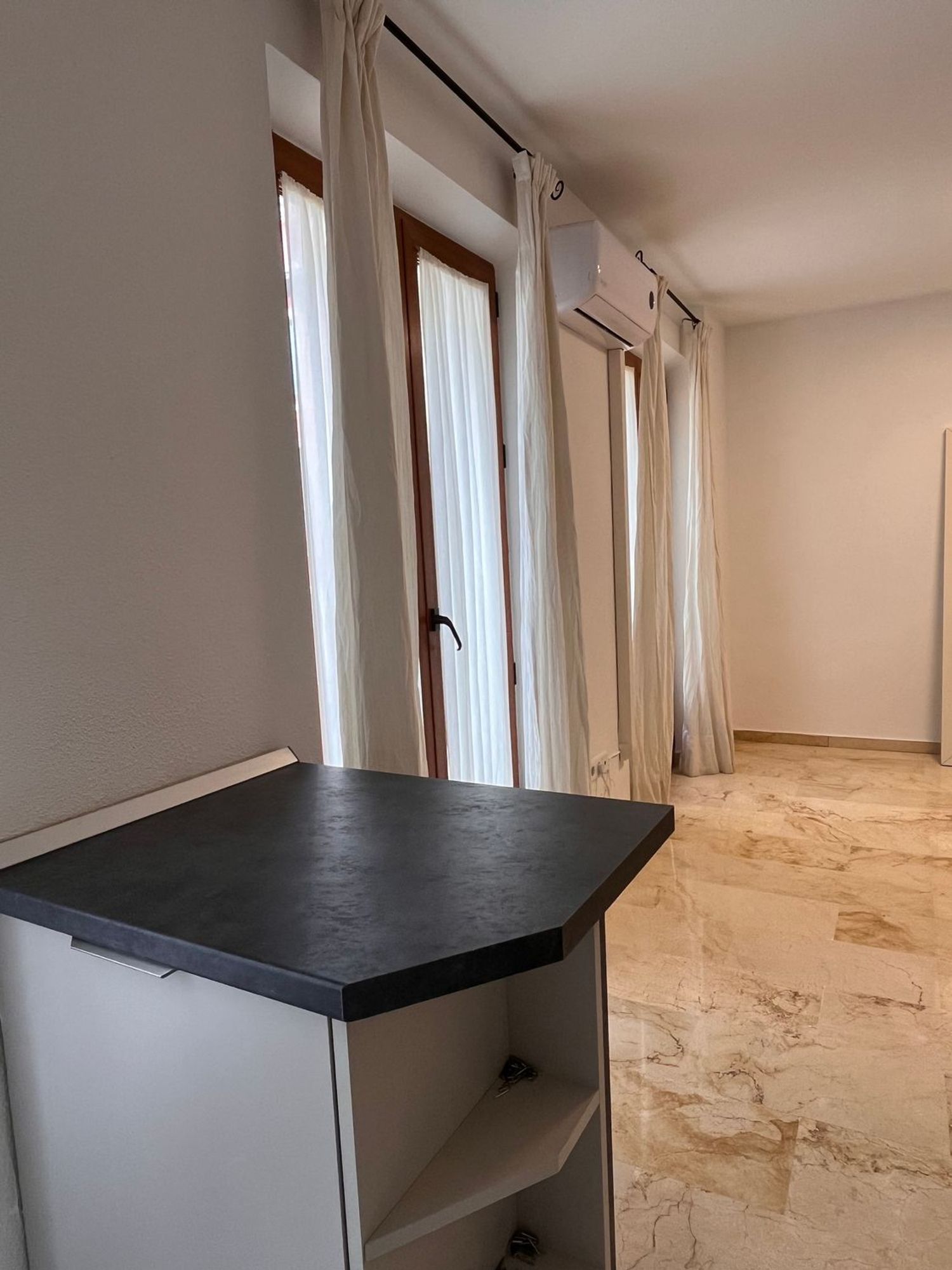 Alquiler de dúplex en Calle San Jerónimo, 9 - Foto 3