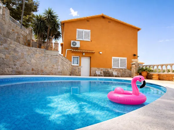 Casa o chalet independiente en Calle Equador, 16, Nucli Urbà - Foto 1