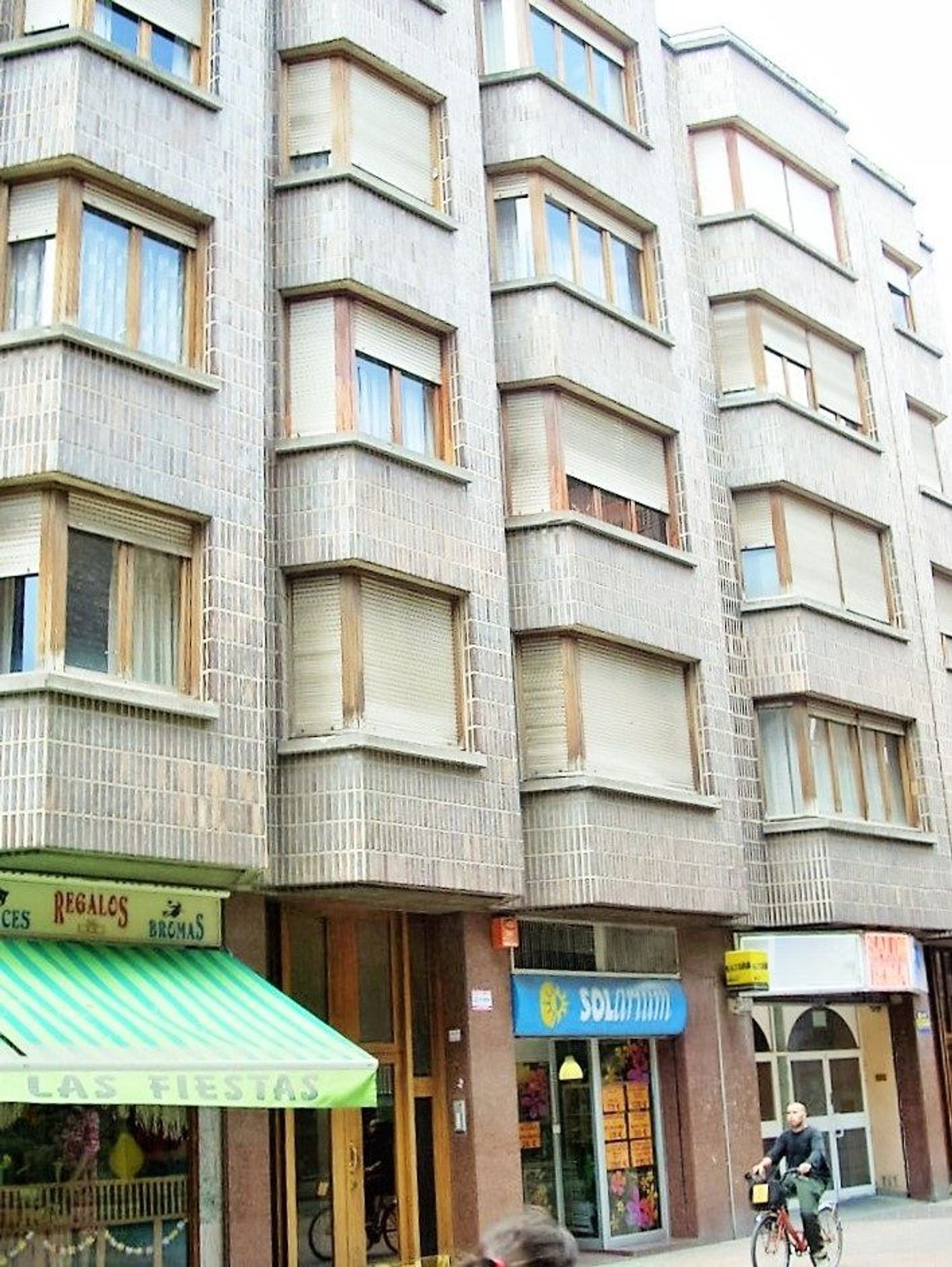 Piso en calle Fundadora Siervas de Jesús, 13 - Foto 1