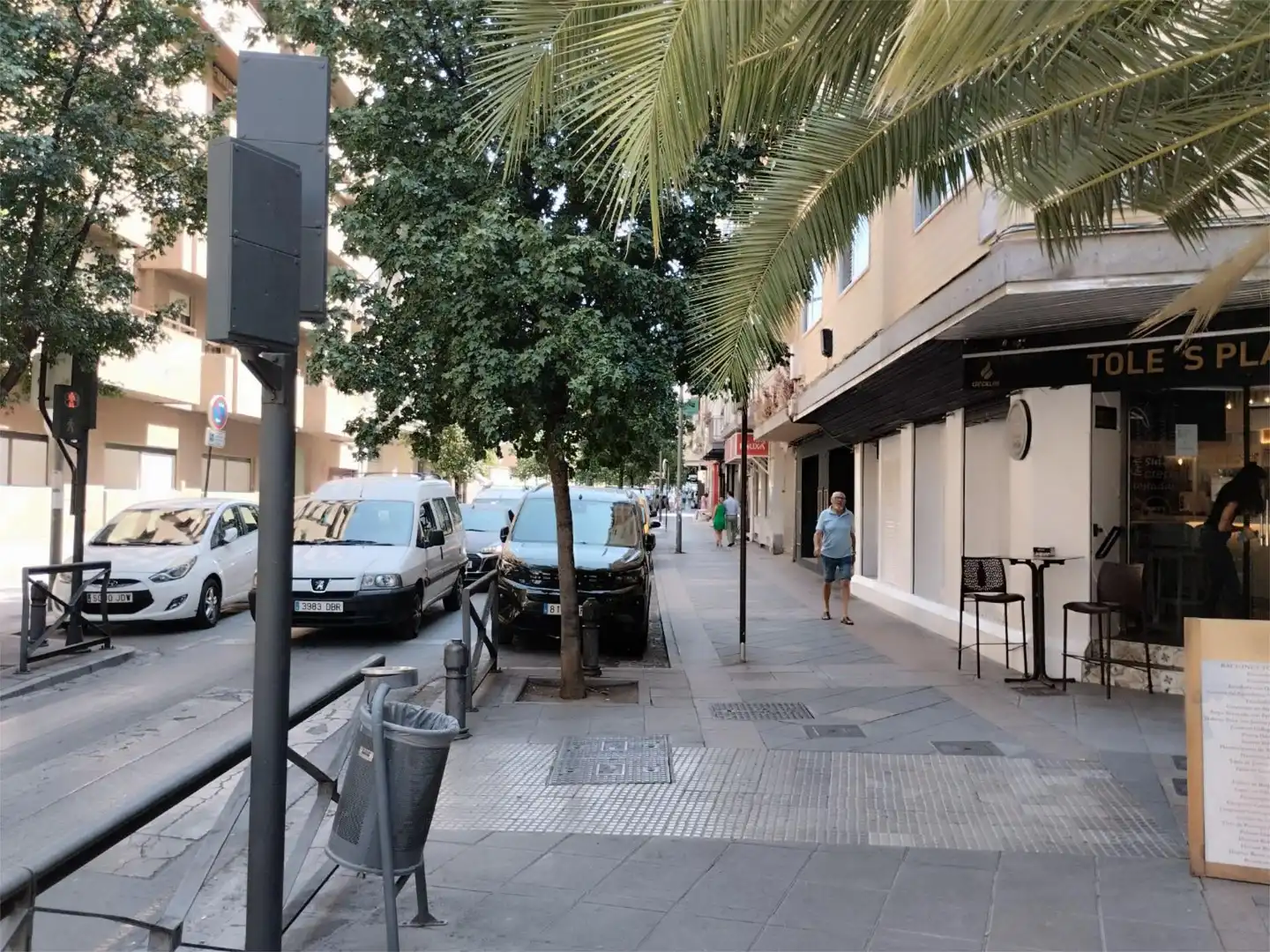 Local comercial en  Calle Obispo Hurtado 15 - Foto 8