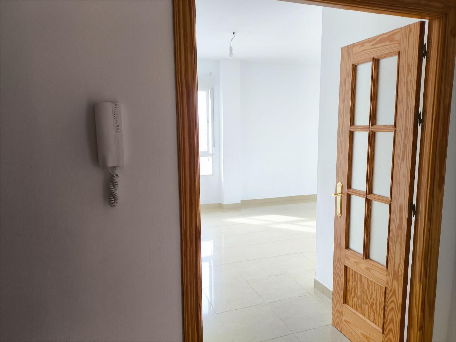 Piso en  Calle Tres Cruces 32 - Foto 7