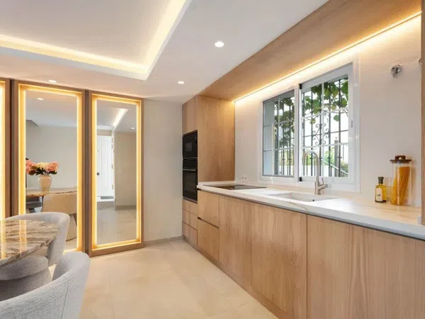 Chalet adosado en calle Cecilia Böhl de Faber, 3 - Foto 8