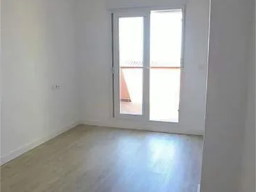 Piso en La Zubia - Foto 6