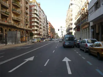 Piso en  Avenida de la República Argentina 14 - Foto 1