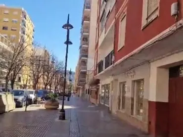 Piso en  Avenida Vicente Ferri 45 - Foto 1