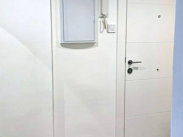 Piso en via de Ramón Pignatelli, 45 - Foto 2