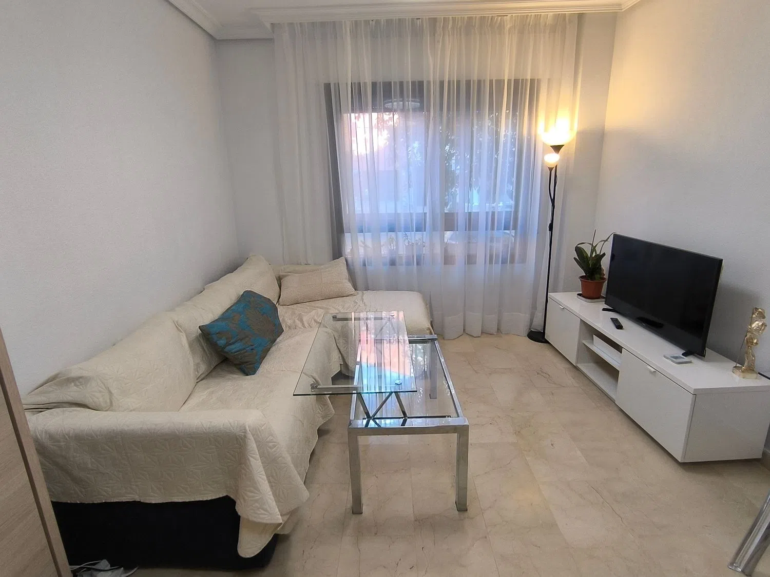 Estudio en calle de Embajadores, 150 - Foto 1