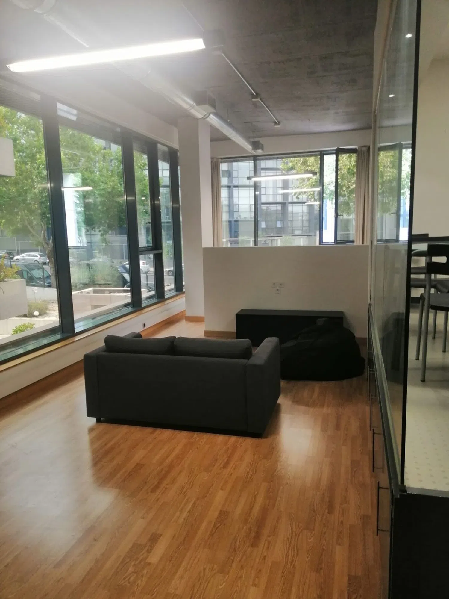Estudio en avenida del Cerro del Águila, 11 - Foto 1
