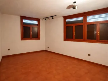 Piso en  Calle Médico Cortés 5 - Foto 5