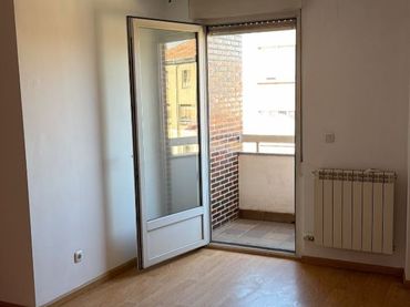 Piso en  Avenida del Párroco Pablo Díez 79 - Foto 4