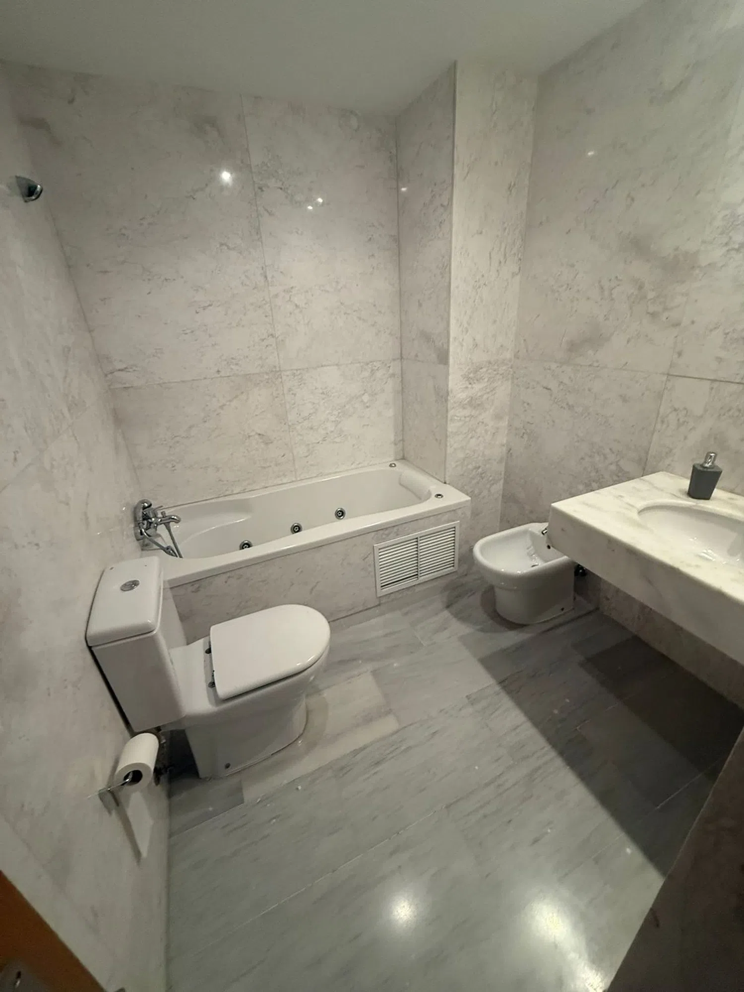 Piso en calle d'Isabel la Catòlica, 3 - Foto 4