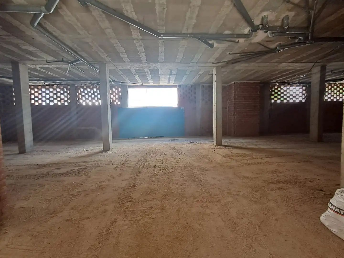 Local comercial en  Carrer Montcada - Foto 4