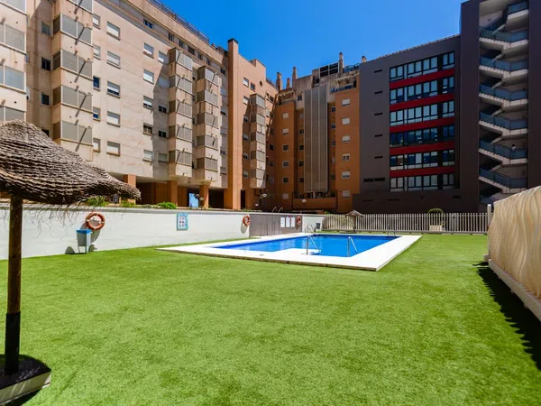 Piso en calle Pilar Lorengar, 16 - Foto 1