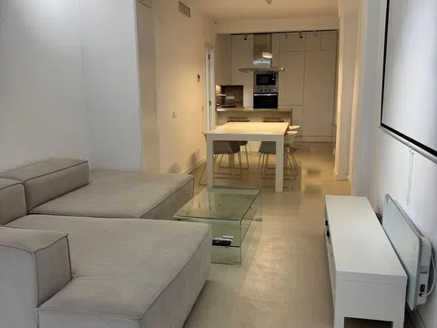 Piso en calle Luis Vives, 8