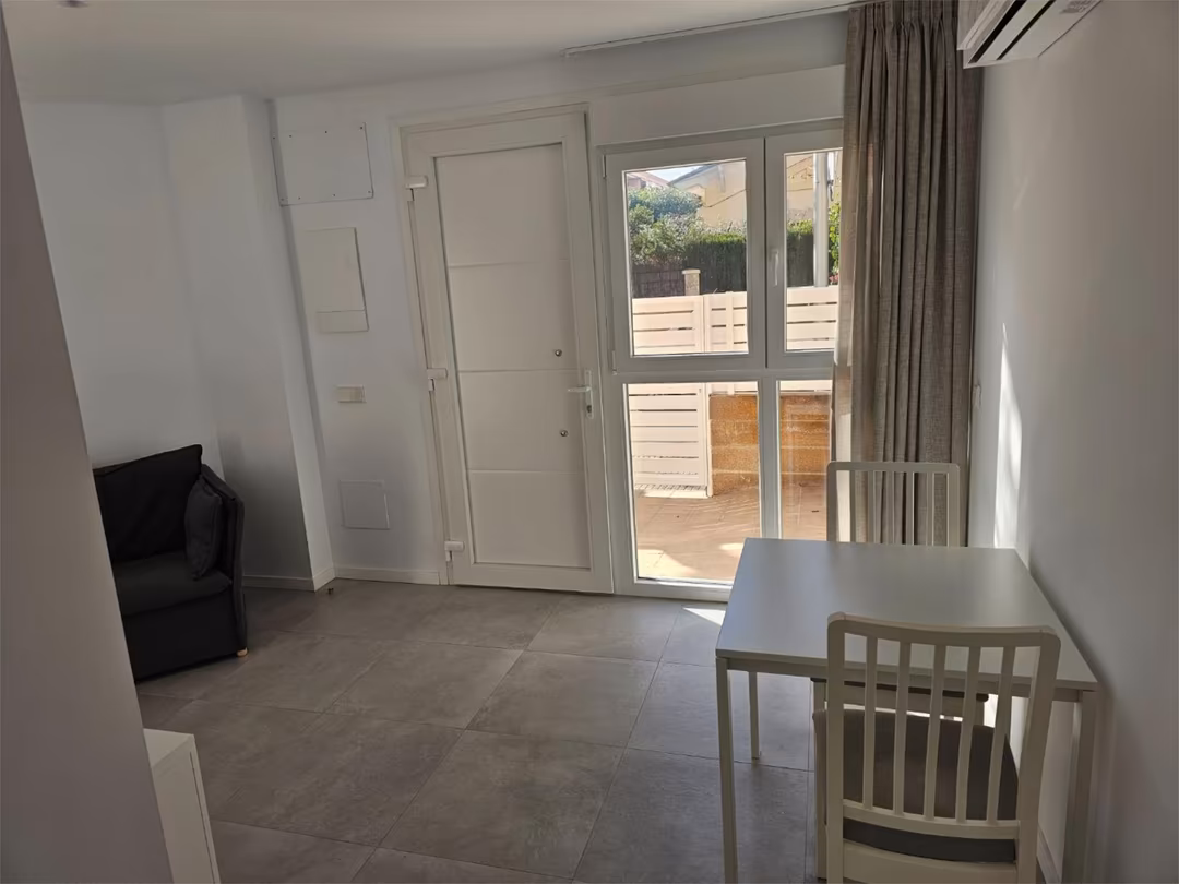 Estudio en  Carrer del Gessamí 29 - Foto 2