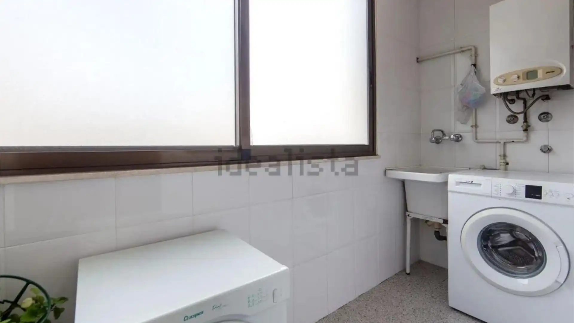 Piso en  Carrer de Carmen Estellés 10 - Foto 22