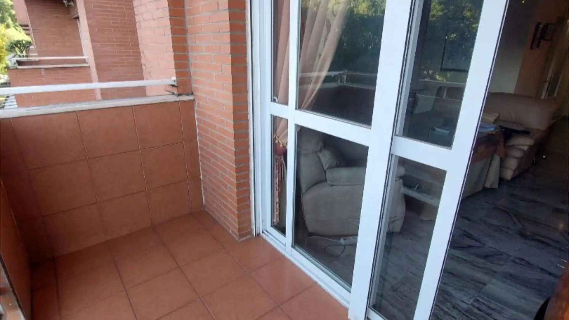 Piso en  Calle Cueva de Menga 3 - Foto 13