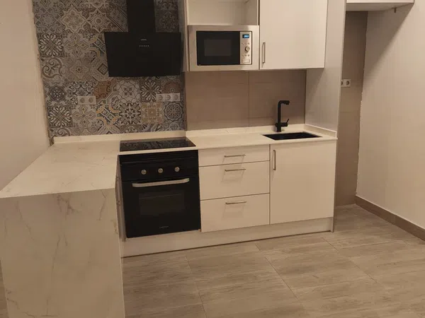 Estudio en Calle Zurbarán, 16 - Foto 4