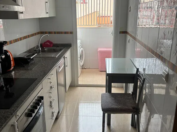 Piso en Cobatillas - Foto 2