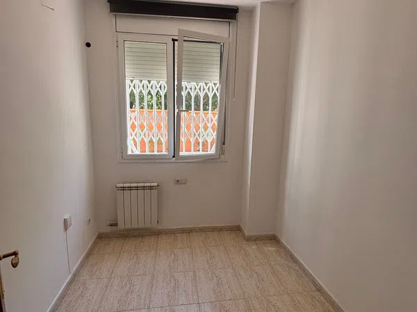 Piso en Calle de l'Abat Oliba, 3 - Foto 3