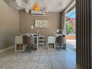 Local comercial en Sevilla Este - Foto 1
