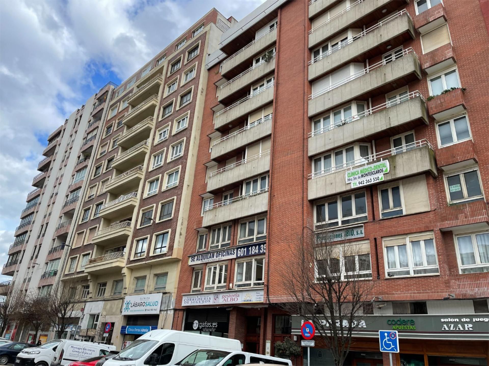 Piso en  Calle Calderón de la Barca 14