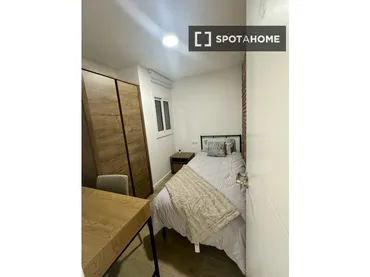 Piso en L'Hospitalet de Llobregat - Foto 2