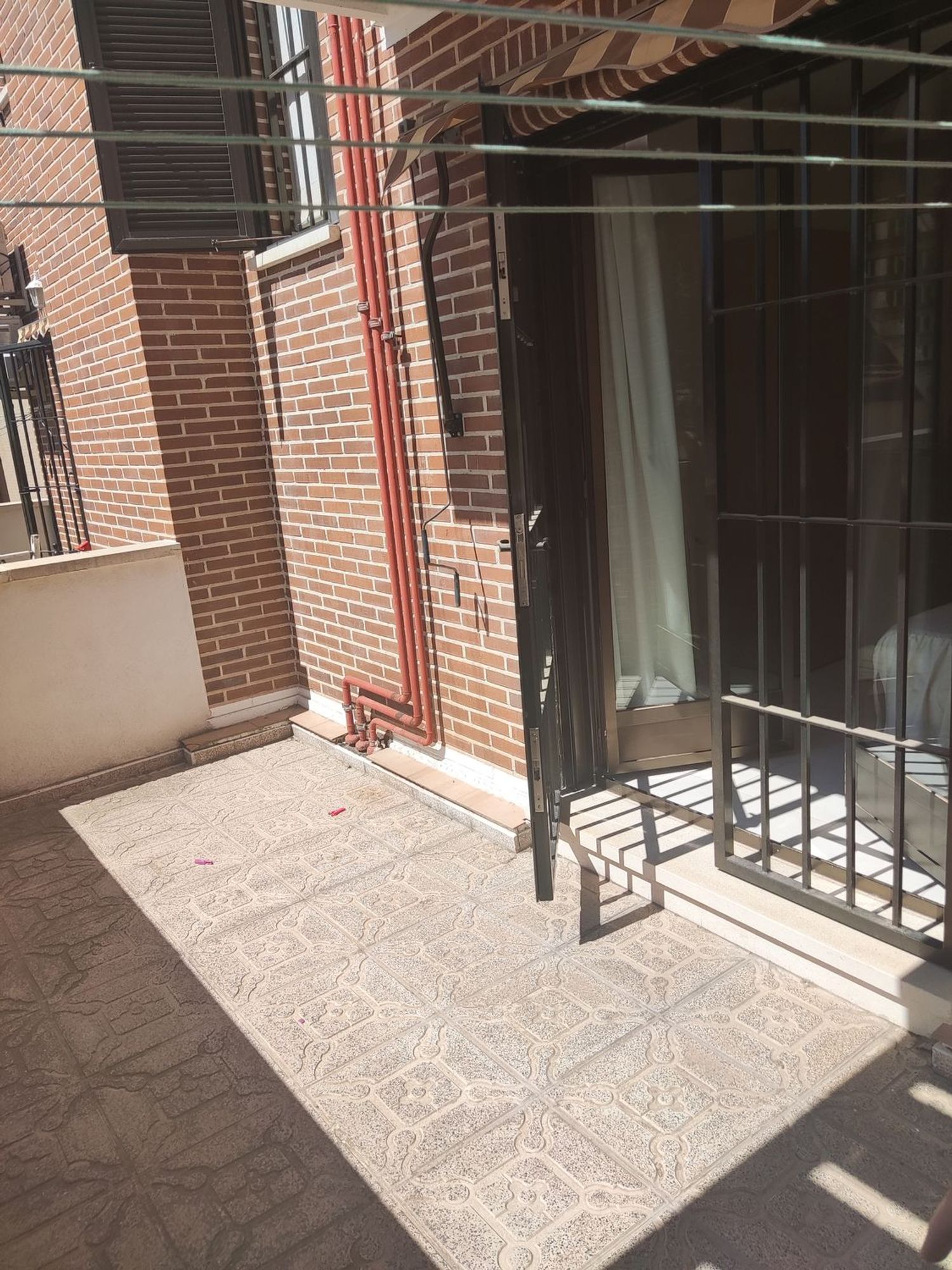 Estudio en calle Guzmania, 6 - Foto 1