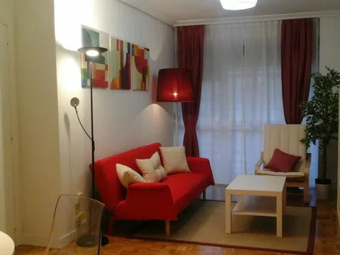 Piso en calle Pintor Asarta, 6 - Foto 1