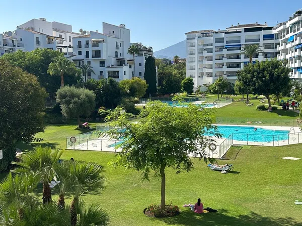 Piso en avenida de Julio Iglesias, 2