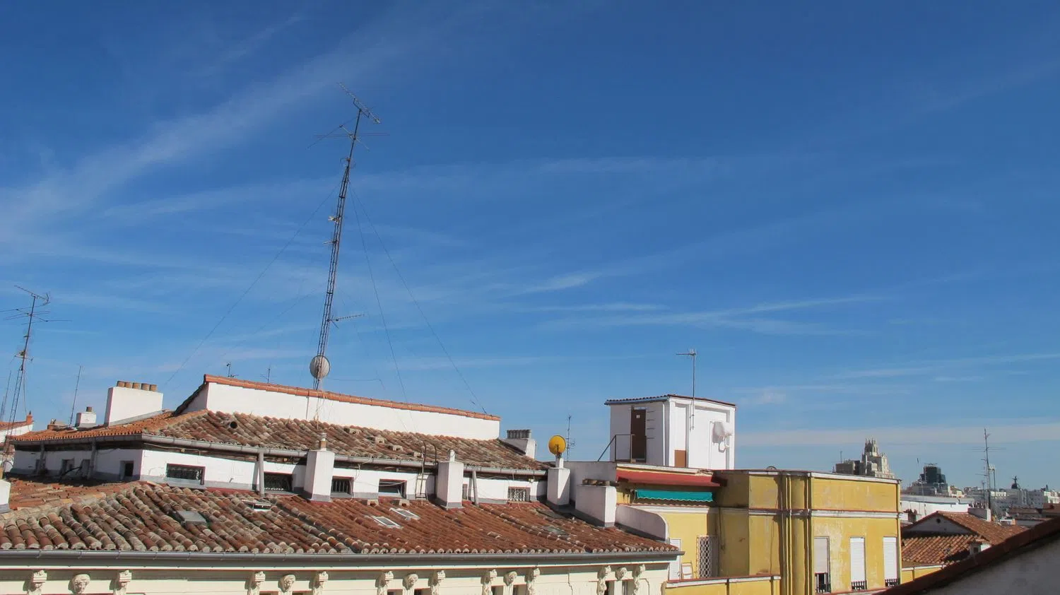 Ático en calle de Monteleon, 9 - Foto 1