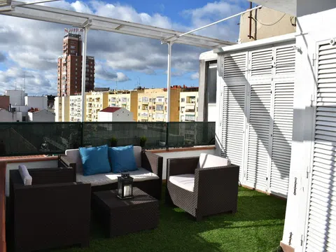 Ático en calle de Coslada, 11