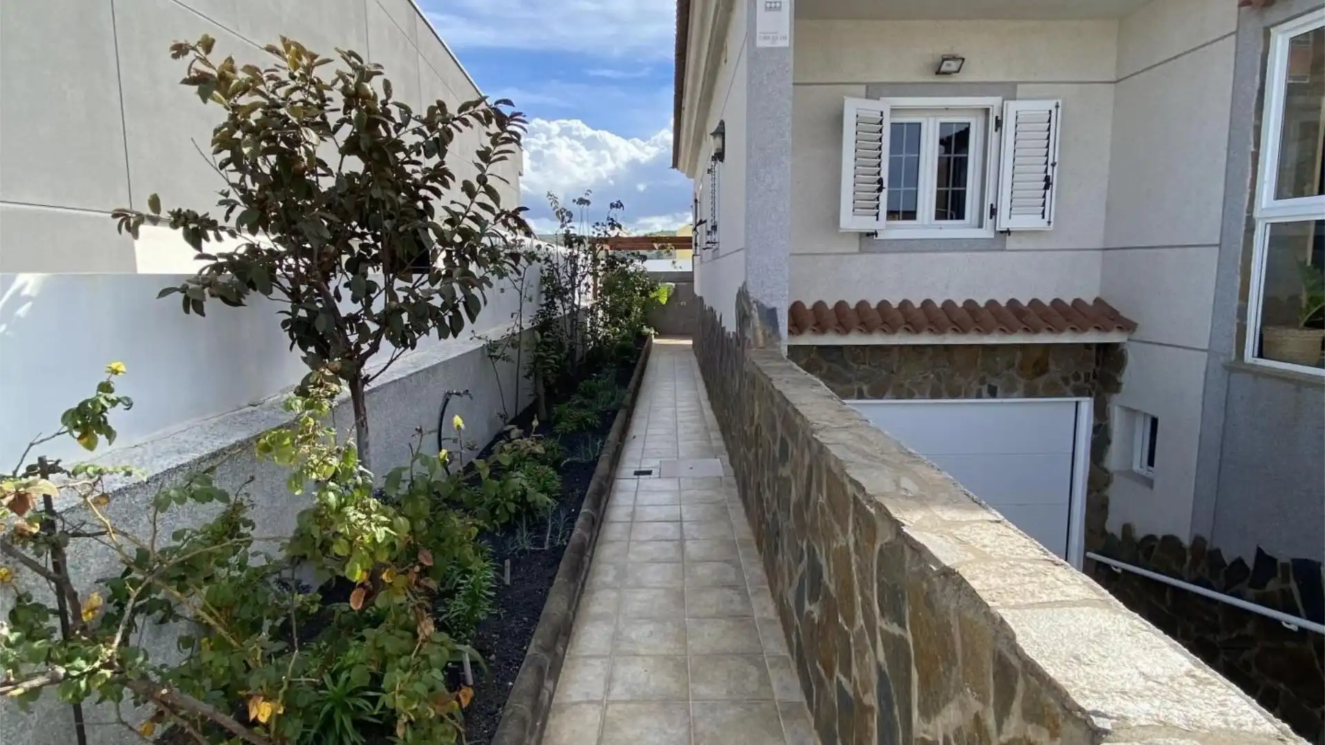 Chalet en  Avenida de la Democracia 39 - Foto 10