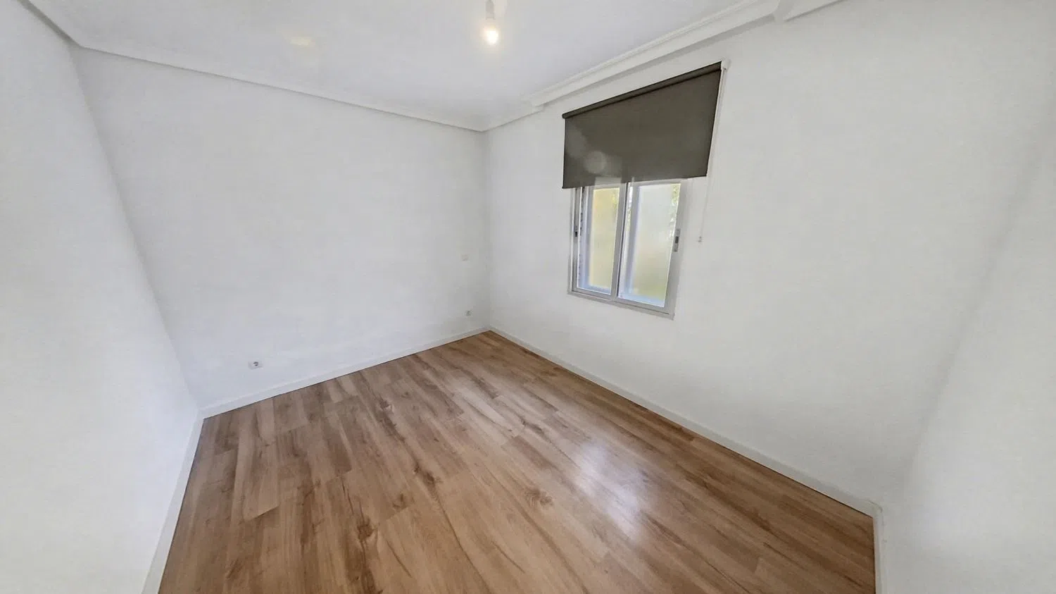 Piso en Reyes Católicos - Foto 18