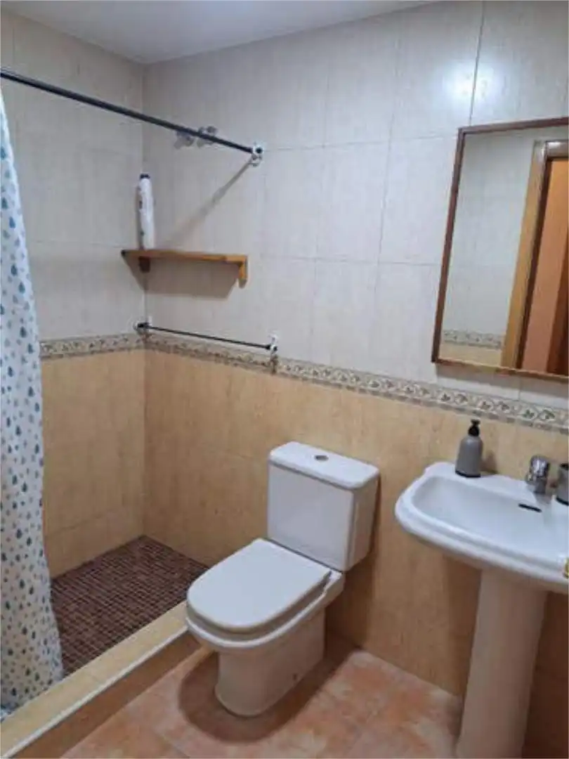Piso en JUNTO CENTRO DE SALUD - Foto 6