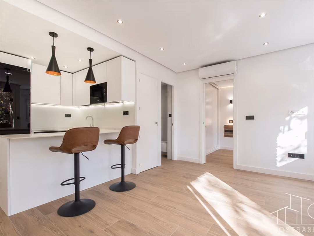 Piso en  Calle de Arturo Baldasano 7 - Foto 8