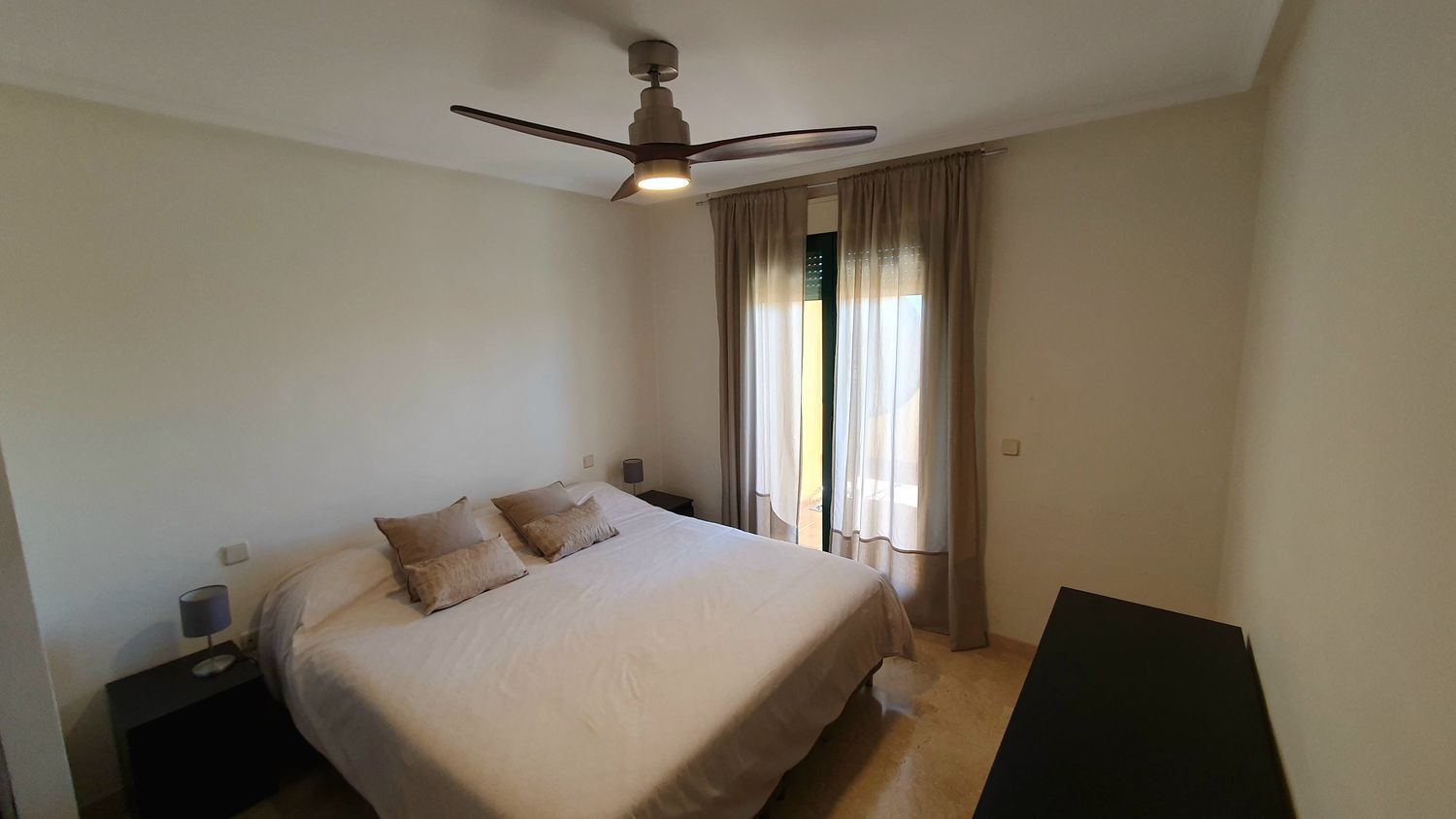 Piso en calle Marie Curie, 1 - Foto 2