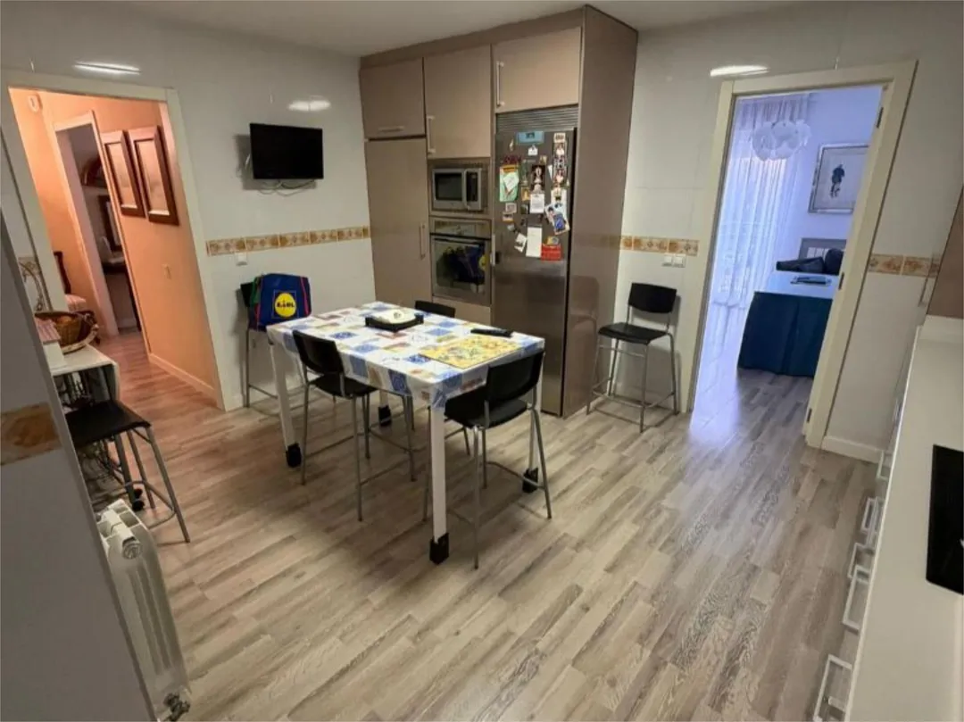 Piso en  Calle Poeta Manuel de Góngora 13 - Foto 12