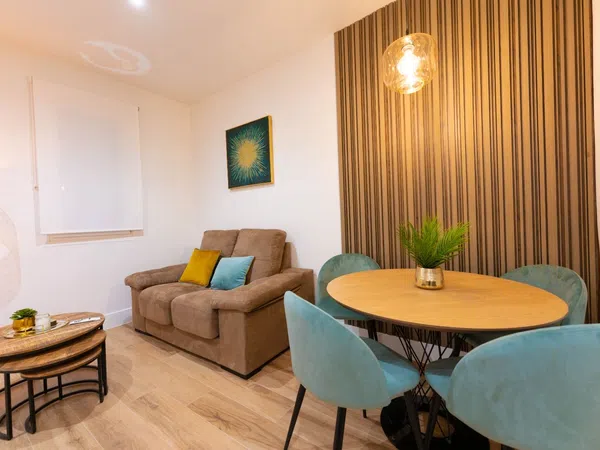 Piso en calle de Benito Gutiérrez, 5