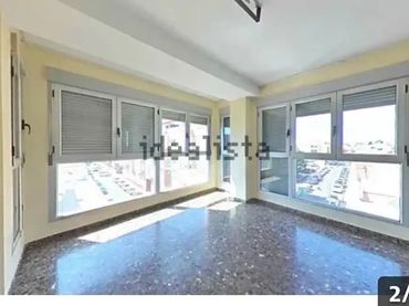 Piso en  Carrer Pintor Sorolla 18 - Foto 3