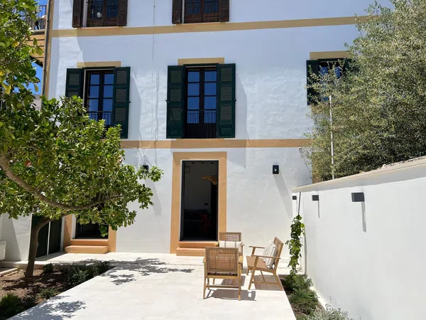 Piso en calle de Josep Villalonga, 47 - Foto 1