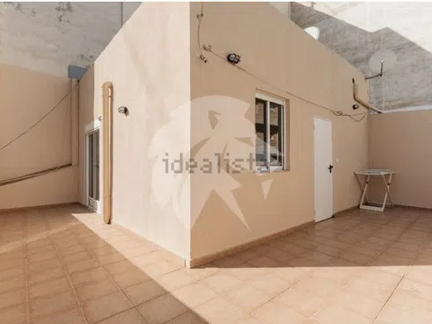 Ático en calle del teatro, 28