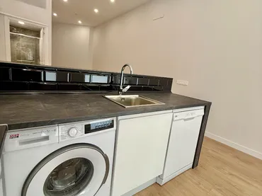 Estudio en  Calle de Martínez de la Riva 76 - Foto 8