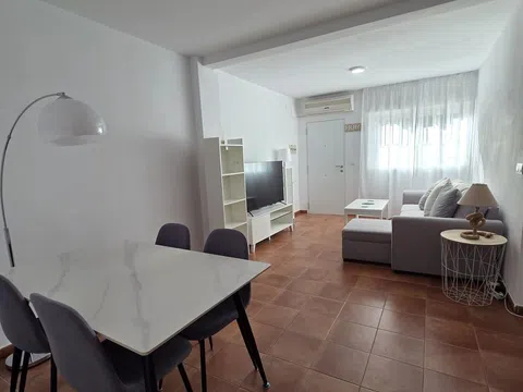 Casa independiente en pintor losada, 4