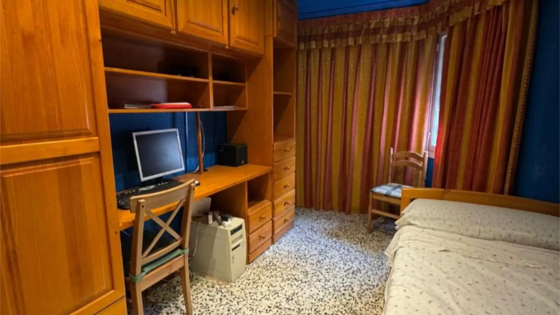 Piso en  Carrer Martín de Torres 18 - Foto 4