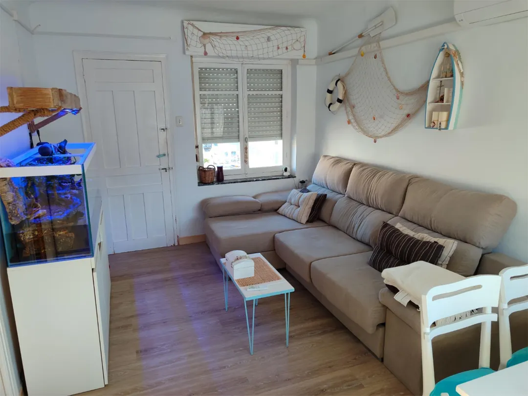 Casa adosada en  Calle Violetas 39 - Foto 1