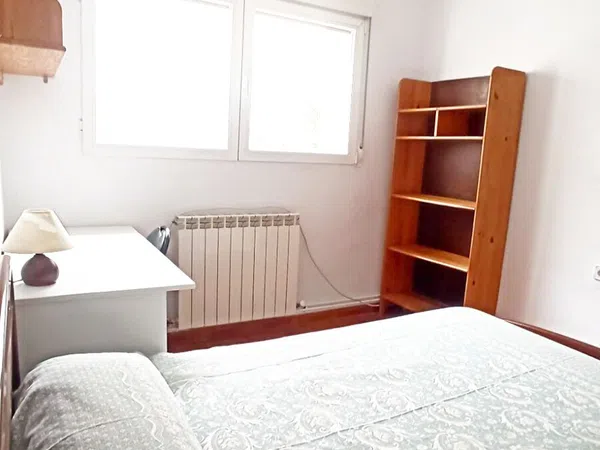 Piso en calle Mutilva Baja, 28 - Foto 2