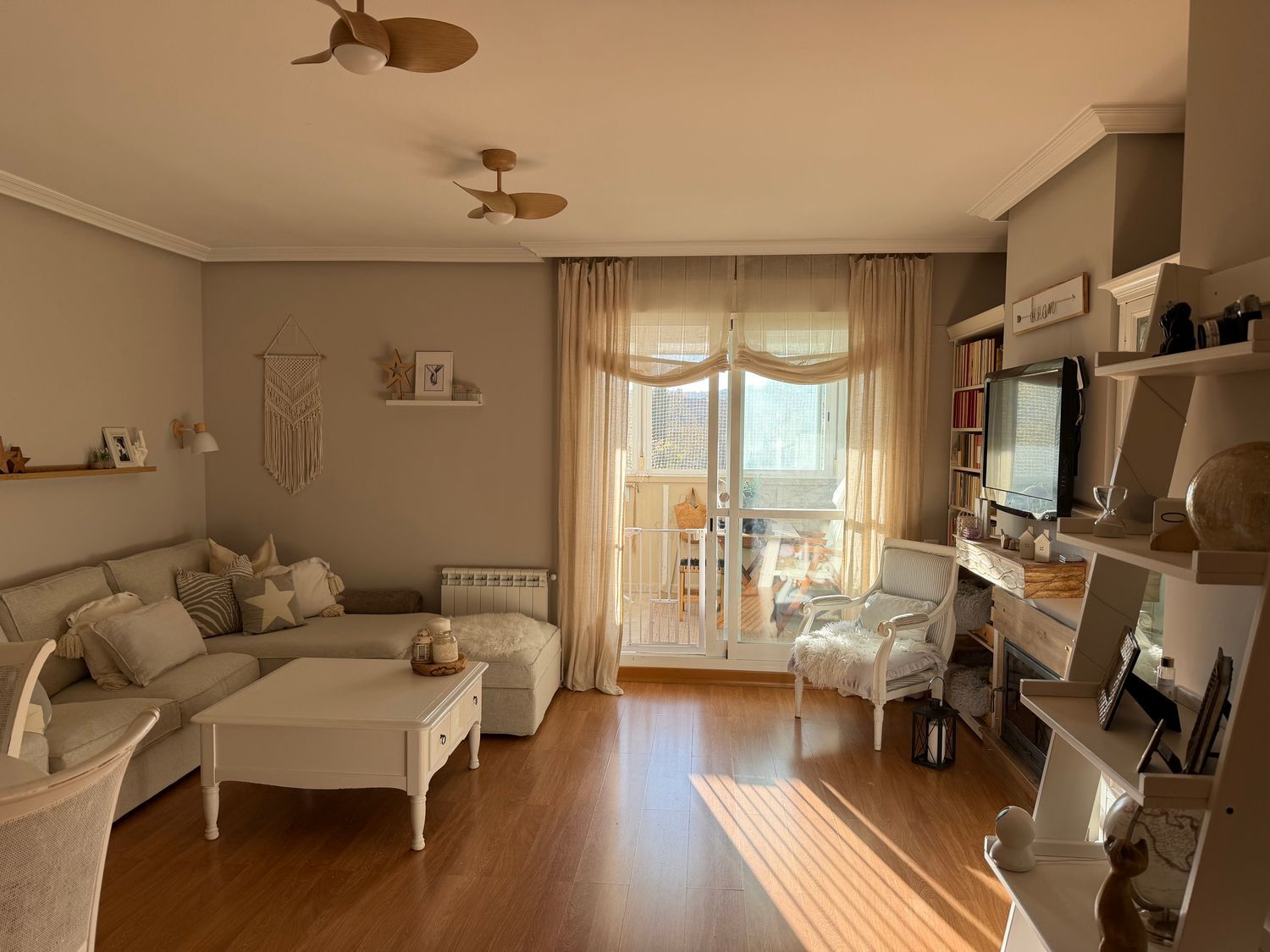 Dúplex en Montesol - Mejostilla - Foto 1